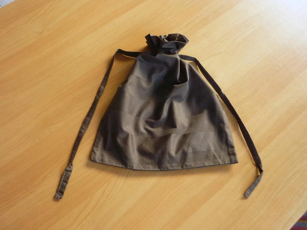 Bolsa de almacenamiento de algodón a rayas marrón oscuro, bolsa de almacenamiento para traje de viaje, funda con bolsillo fruncido, bolsa para ropa – photo 2